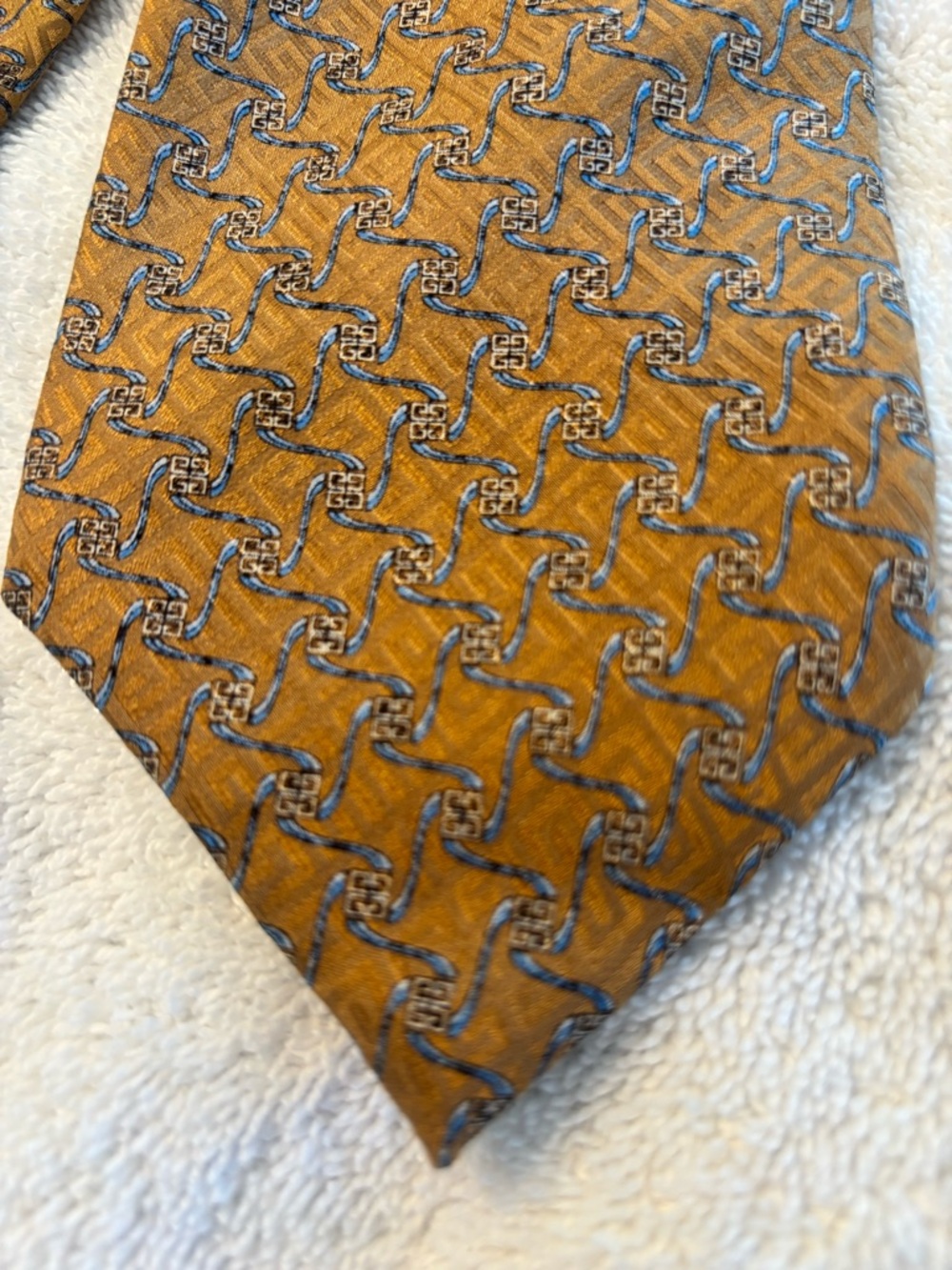 Givenchy Tie - Picture 4 of 7